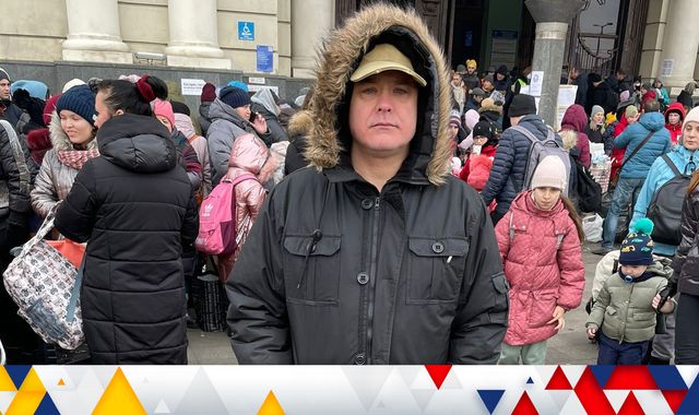 'Someone has to stand up and I always stand up': British army veteran heads for Kyiv - Vimarsana News