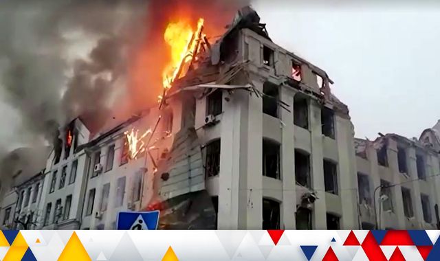 Ukraine invasion: Russian troops move 'closer and closer' to Kyiv as at least 2,000 civilians dead, emergency service says - Vimarsana News