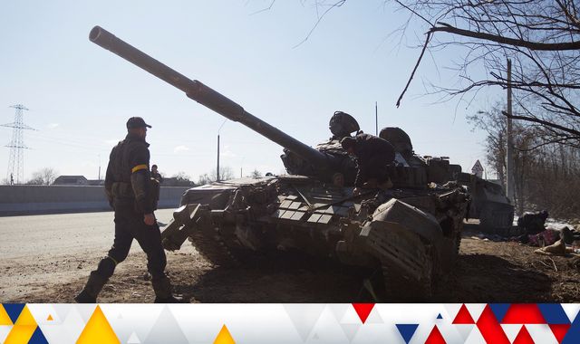 Ukraine war: Zelenskyy says Ukrainians can win war and Kyiv's leaders say many who fled are returning - as Putin's troops close in - Vimarsana News