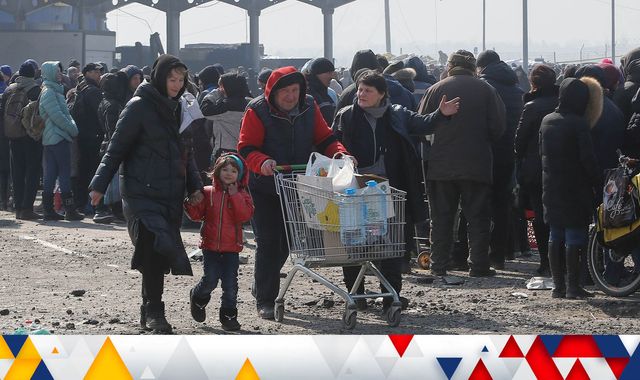 Ukraine war: UK to send dried food, tinned goods and water to areas surrounded by Russian troops - Vimarsana News