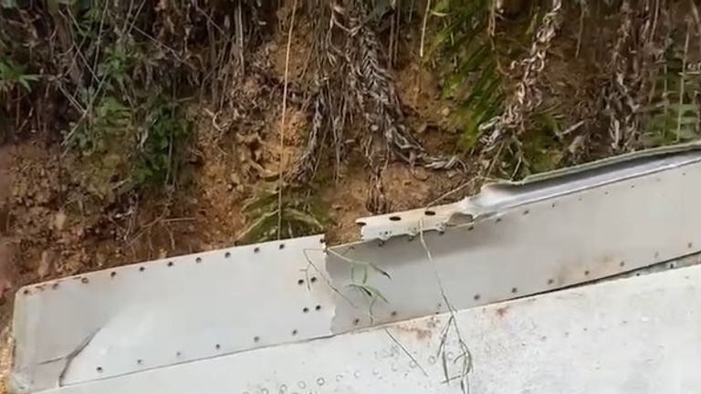 Debris from China Eastern plane crash
https://twitter.com/ChinaAvReview/status/1505815956001501184
