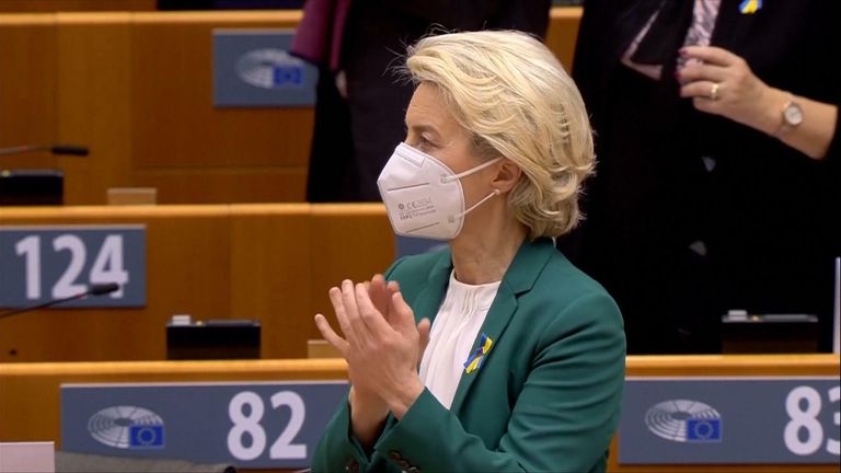 Ursula von der Leyen applauds the EU&#39;s Ukrainian ambassador