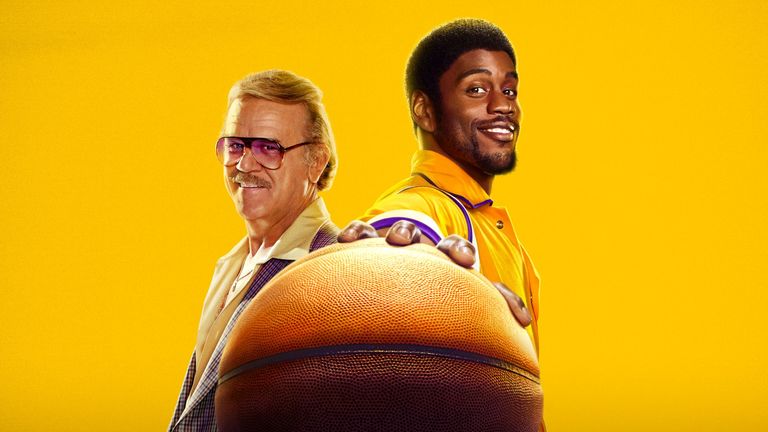 John C Reilly et Quincy Isaiah dans Winning Time: The Rise of the Lakers Dynasty.  Photo : Sky UK/HBO