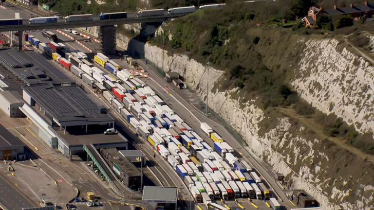 Lorries queues in Dover as P and O cancels all operations 