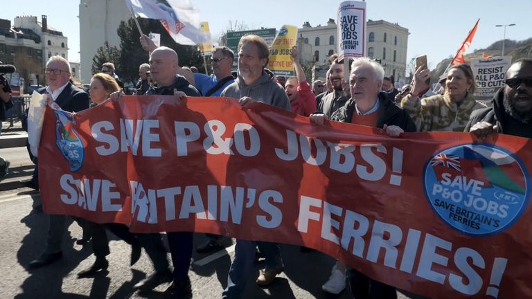 The mass layoffs of P&O Ferry crews were illegal, according to employment experts, as unions marched to demand that members get their jobs back.