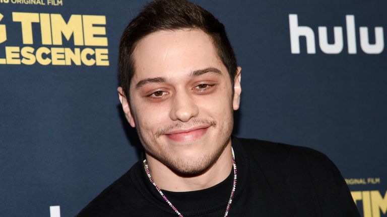 Le comédien Pete Davidson assiste à la première de 