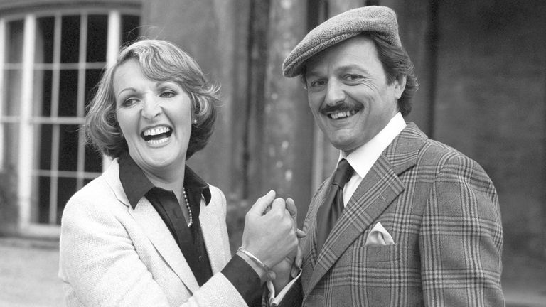 File photo dated 20/09/81 of actress Penelope Keith, as Audrey fforbes-Hamilton, with Peter Bowles who plays her wealthy would be suitor, Richard DeVere in their popular TV series, &#39;To The Manor Born&#39;, on location at Cricket House, Cricket St Thomas, Somerset. Peter Bowles has died aged 85. Issue date: Thursday March 17, 2022.
