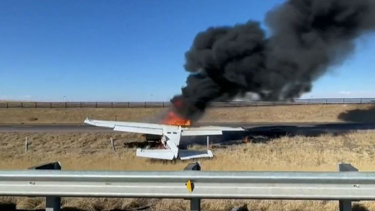 Plane crashes on Colorado highway