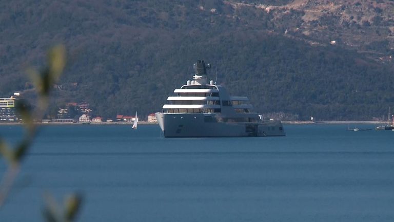 Abramovich's superyacht spotted in Montenegro 