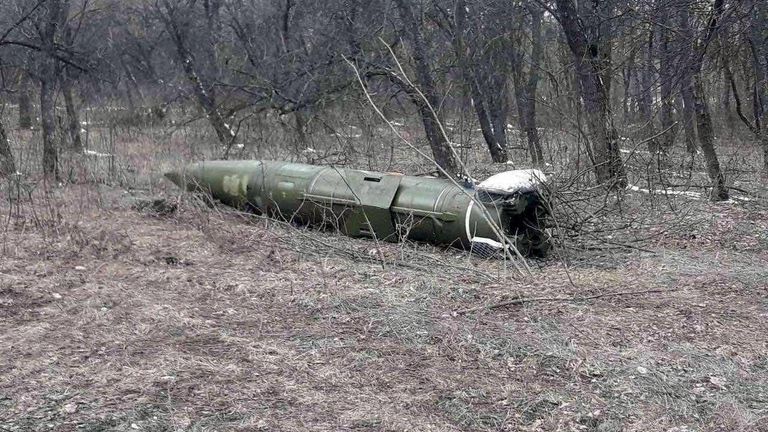 An unexploded short range hypersonic ballistic missile, according to Ukrainian authorities, from Iskander complex is seen amid Ukraine-Russia conflict in Kramatorsk, Ukraine, in this handout picture released March 9, 2022. Press service of the National Guard of Ukraine/Handout via REUTERS ATTENTION EDITORS - THIS IMAGE HAS BEEN SUPPLIED BY A THIRD PARTY.
