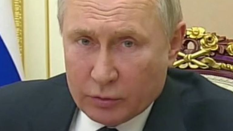 Vladimir Putin says mercenaries should be helped to gain access to the battle zone if they want to fight for Russia