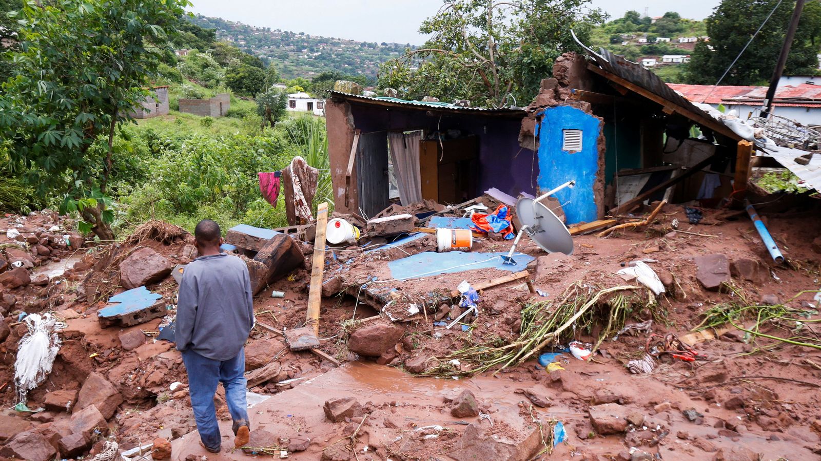 ダーバンの洪水：南アフリカで家屋が流されたため、45人が死亡| 世界のニュース