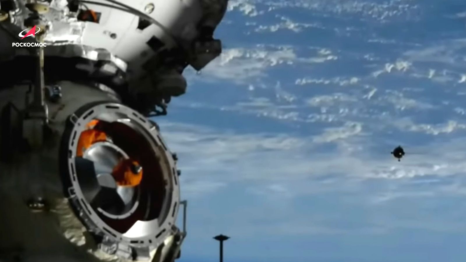 Международната космическа станция е опасно прашна, казва ново изследване