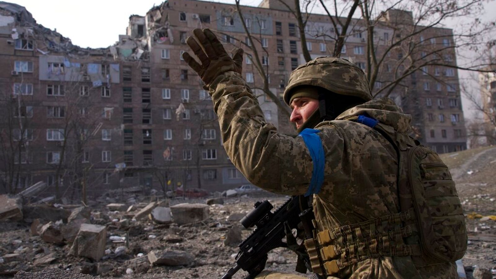Guerre d’Ukraine : « L’acier a atteint son point de rupture » – Le maire de Marioupol déclare que les forces ukrainiennes sont « largement en infériorité numérique » mais continueront à se battre |  Nouvelles du monde