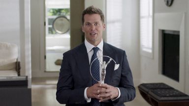 Beckham presents Brady with Lifetime Achievement Award