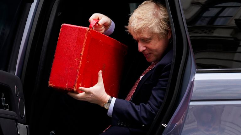 Britain...s Prime Minister Boris Johnson arrives at 10 Downing Street, in London, Thursday, April 7, 2022.(AP Photo/Alberto Pezzali)
PIC:AP