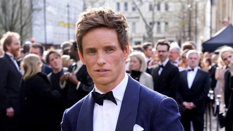 Eddie Redmayne on the red carpet