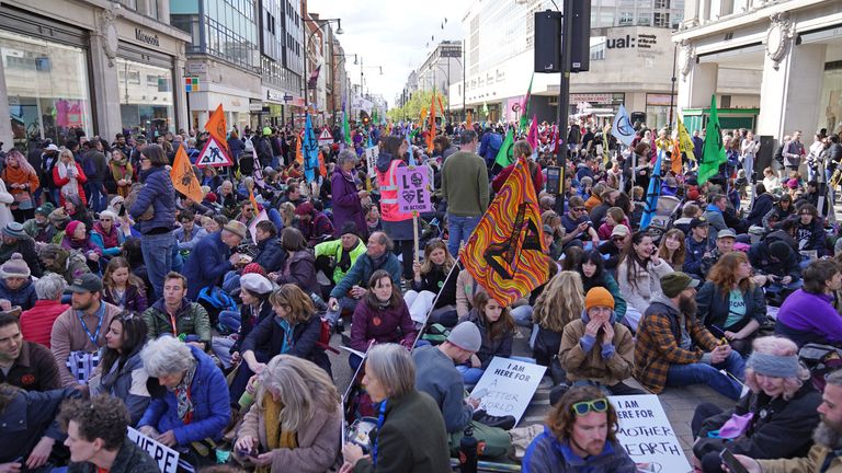 Activists are calling for the government to halt investment in fossil fuels 