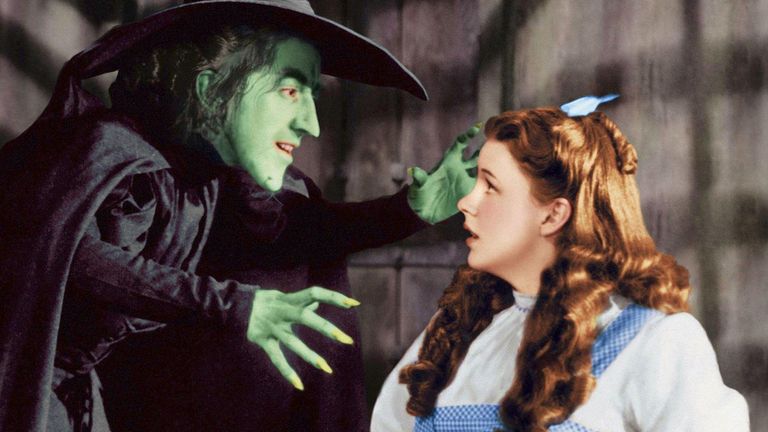 Judy Garland wore the dress as Dorothy in the scene where she faced the Wicked Witch of the West in the Witch&#39;s Castle
