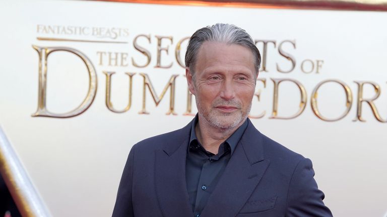 Mads Mikkelsen plays Dumbledore&#39;s &#39;love interest&#39;, Grindelwald