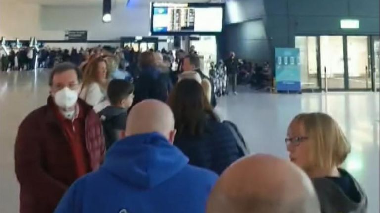 EasyJet canceled hundreds of flights over the weekend as COVID incidents between staff continue to cause problems for airlines.
