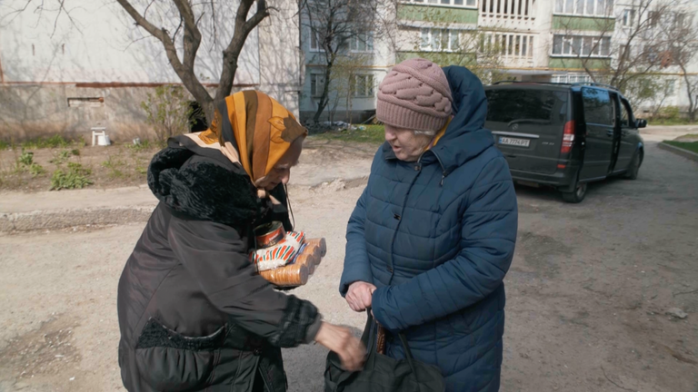 Saltivka, Kharkiv, Doğu Ukrayna'da Mark Austin raporuna uygun resimler