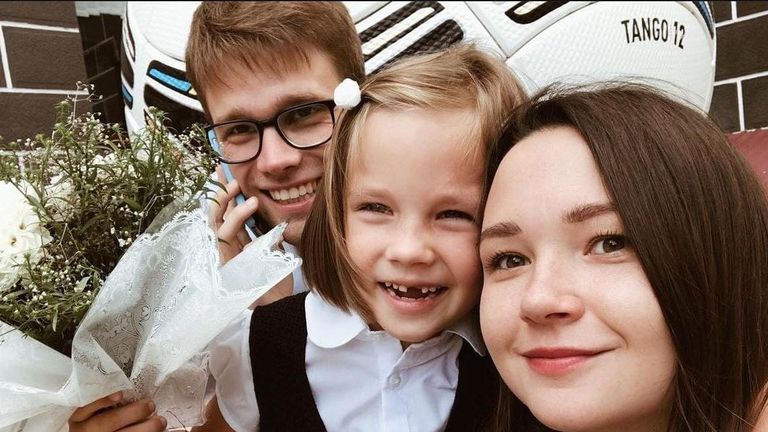 Marta Oleksiuk with her mum and dad