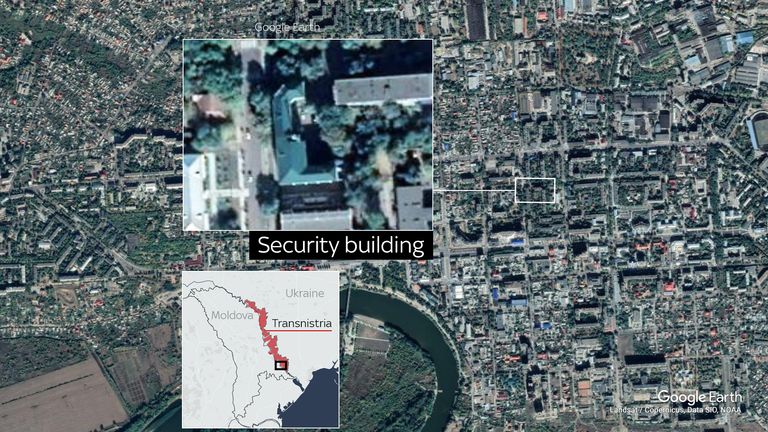 Güvenlik merkezi saldırıya uğradı.  Resim: Google Earth.