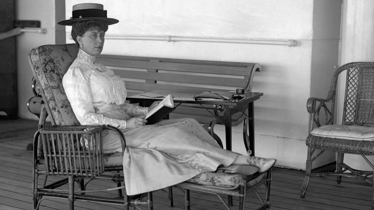 Queen Mary resting aboard the &#39;Medina&#39; in 1912