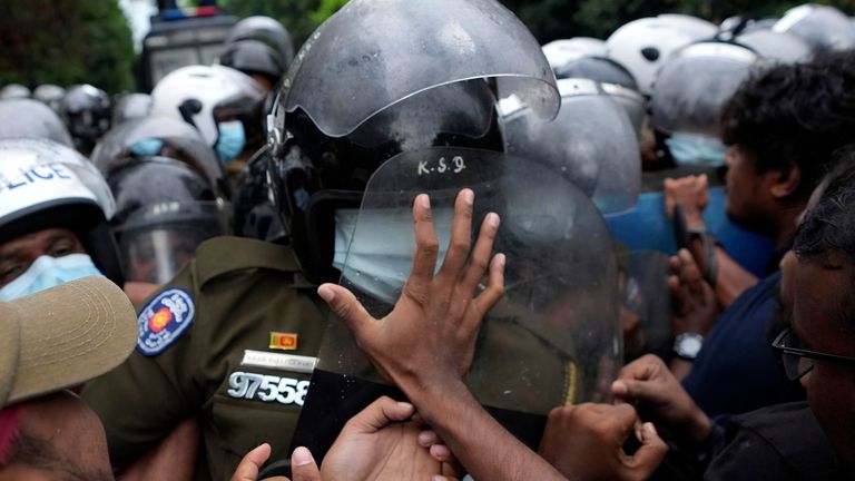 Sri Lankan university students clash with police during protests 