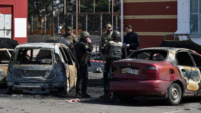 Ukrainian servicemen stand next to damaged cars after Russian shelling at the railway station in Kramatorsk, Ukraine, Friday, April 8, 2022. Hours after warning that Ukraine&#39;s forces already had found worse scenes of brutality in a settlement north of Kyiv, President Volodymyr Zelenskyy said that “thousands” of people were at the station in Kramatorsk, a city in the eastern Donetsk region, when it was hit by a missile. (AP Photo/Andriy Andriyenko)
PIC:AP
