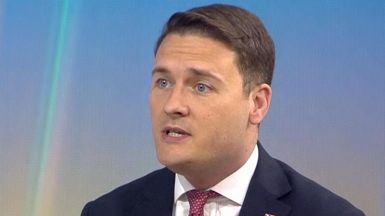 Wes Streeting accuses the prime minister of  misleading parliament