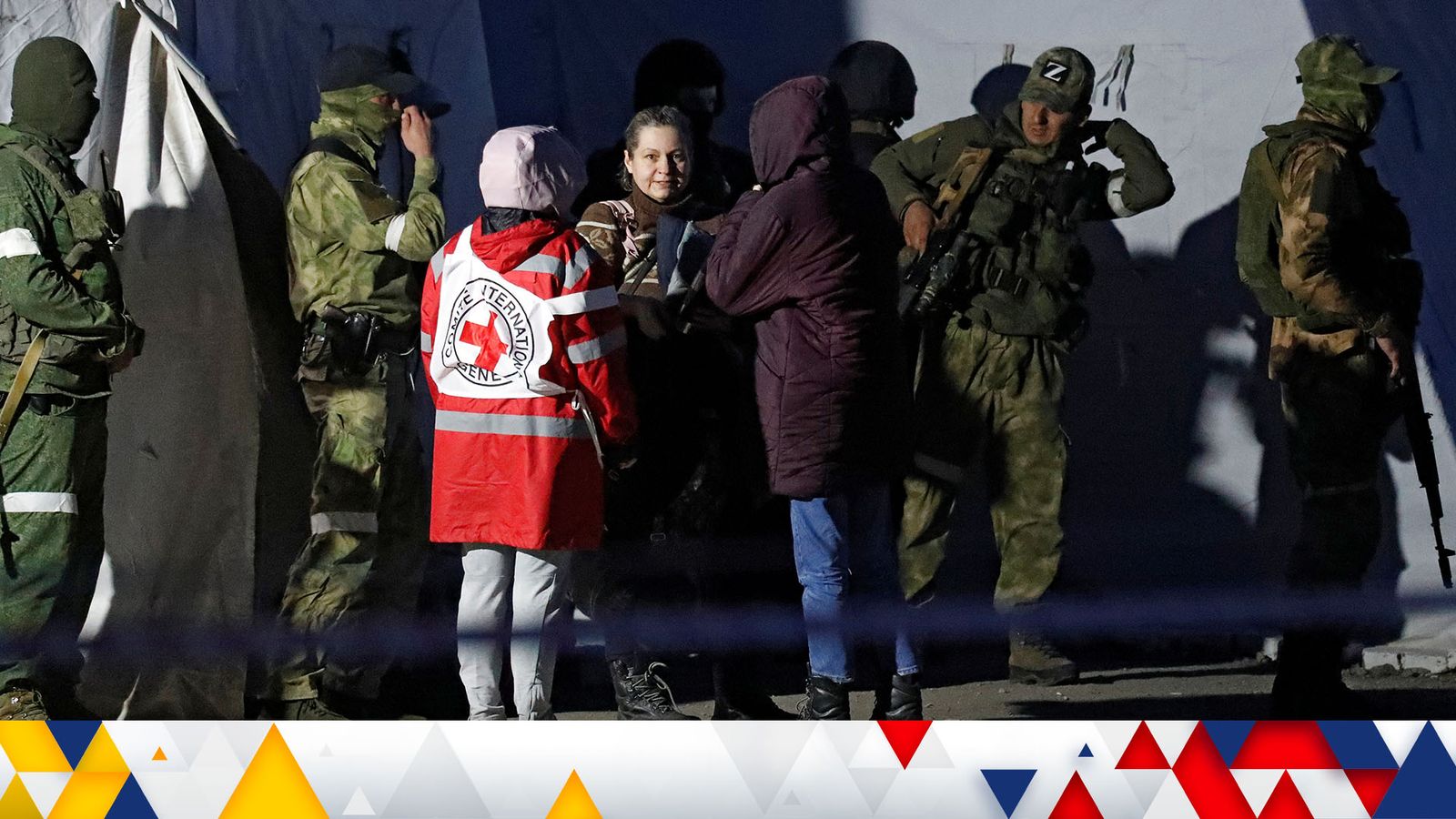 Notícias ao vivo da Ucrânia: Rússia afirma ter destruído um navio de guerra;  todas as mulheres, crianças e idosos evacuados da siderurgia |  Noticias do mundo