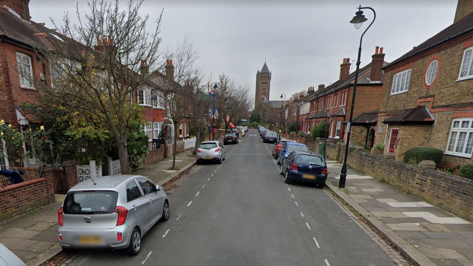 Ealing Woman, 21, stabbed to death in alleyway in 'truly shocking