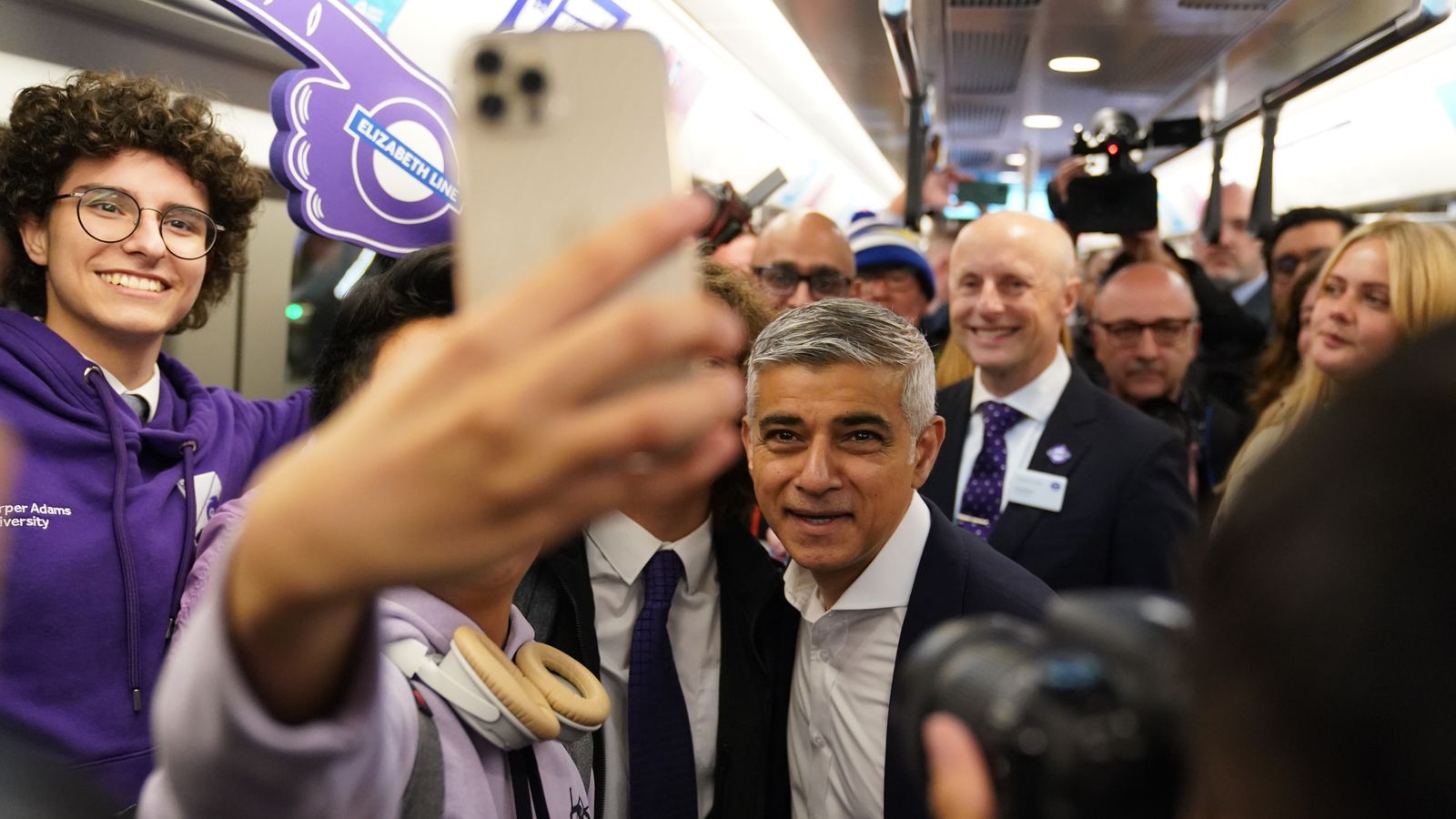 Elizabeth line officially opens to public as first trains run on &#163;19bn railway