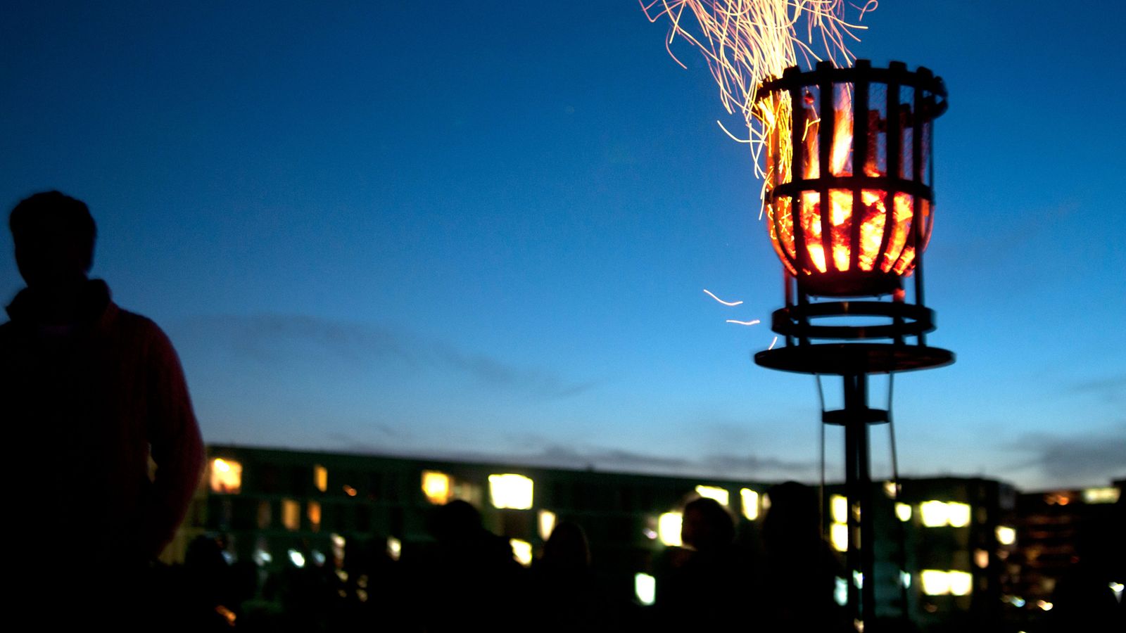 Queen's Platinum Jubilee Why are beacons lit for big royal events? UK News Sky News