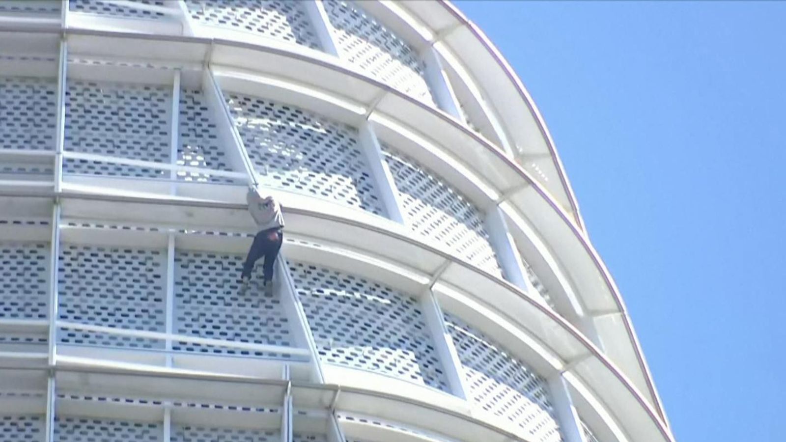 Abortion protestor climbs 61storey building without ropes or helmet US News Sky News