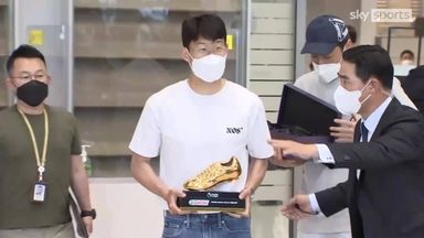 Son gets hero's welcome in South Korea after winning Golden Boot