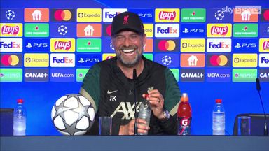 'Now in French please!' | Klopp jokes with German reporter