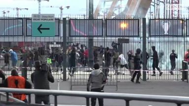Friedel questions UEFA, Stade de France safety measures