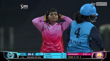 Women's T20 Highlights: Supernovas ease to victory over the Trailblazers