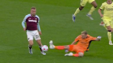 Ref Watch: Should Ramsdale have been sent off?