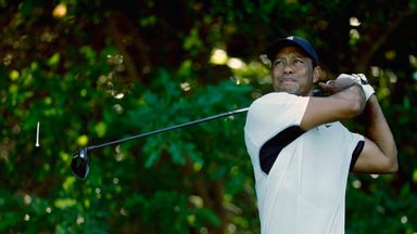 Woods 'disappointed at Mickelson's absence'