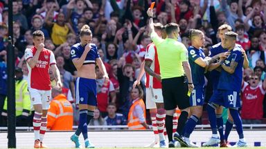 Carragher slams 'idiotic' Ayling red card
