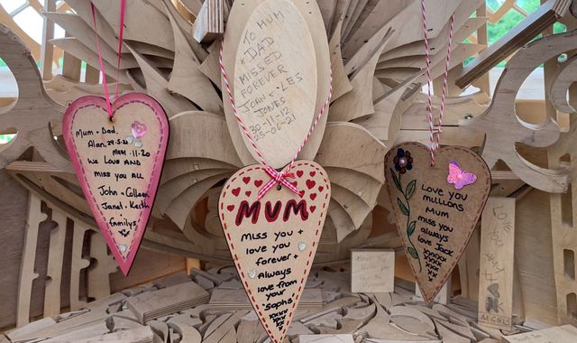 COVID-19: Memorial opens in Warwickshire - but will be burned to the ground 'in a powerful moment of catharsis' - Vimarsana News
