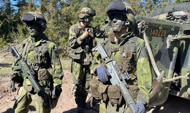 Ukraine war: Sweden strengthens military muscle in face of Russian aggression