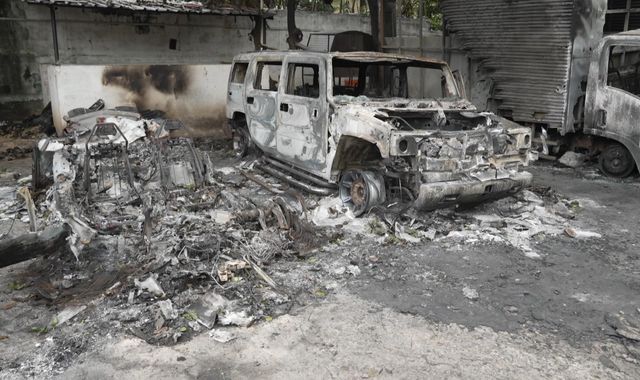 Sri Lanka violence: Burnt-out super cars and ransacked hotels are remains of fury - Vimarsana News