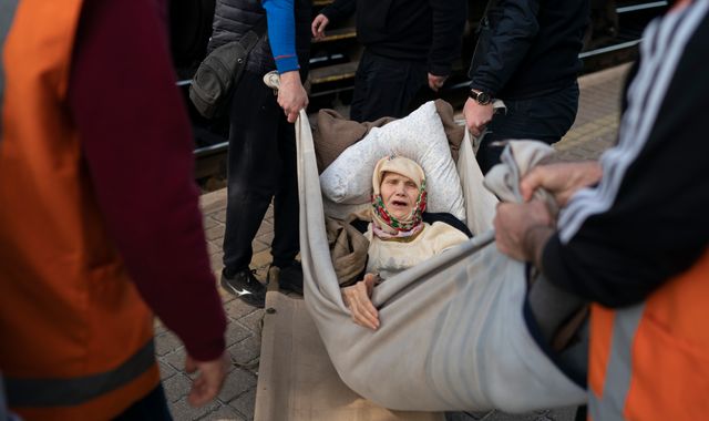 Ukraine war: The city where Russian troops outnumber local fighters seven to one - Vimarsana News