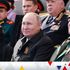 Ukrayna savaşı: Vladimir Putin Zafer Bayramı geçit töreninde Batı'nın 'topraklarımızı işgal etmeye hazırlanmaları' nedeniyle askeri harekatın gerekli olduğunu söyledi | Dünya Haberleri