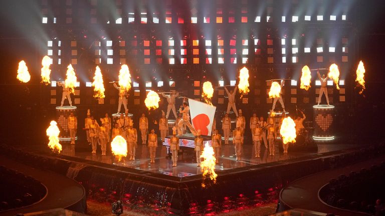 Eurovision Şarkı Yarışması'nın ev sahibi Mika, Eurovision Şarkı Yarışması'nın Büyük Finalinde sahne alıyor 